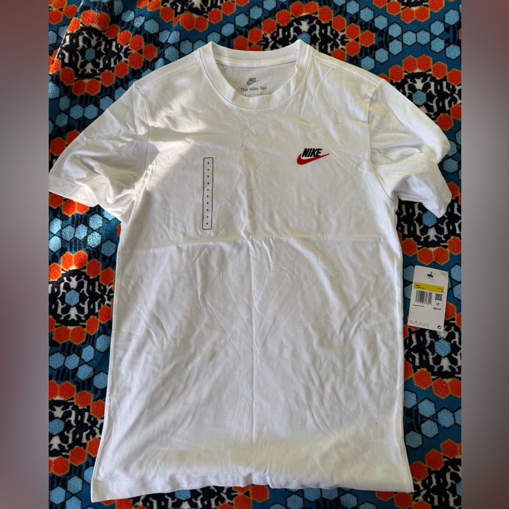 Nike mens cotton short sleeve tee NEW NWT